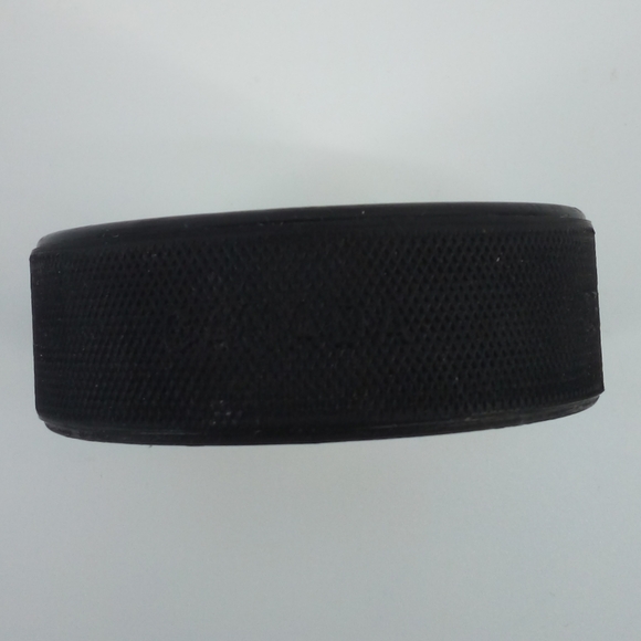 1997 Detroit Hockey Superstars Burger King Collab Hockey Puck Vintage Signatures - Picture 3 of 4